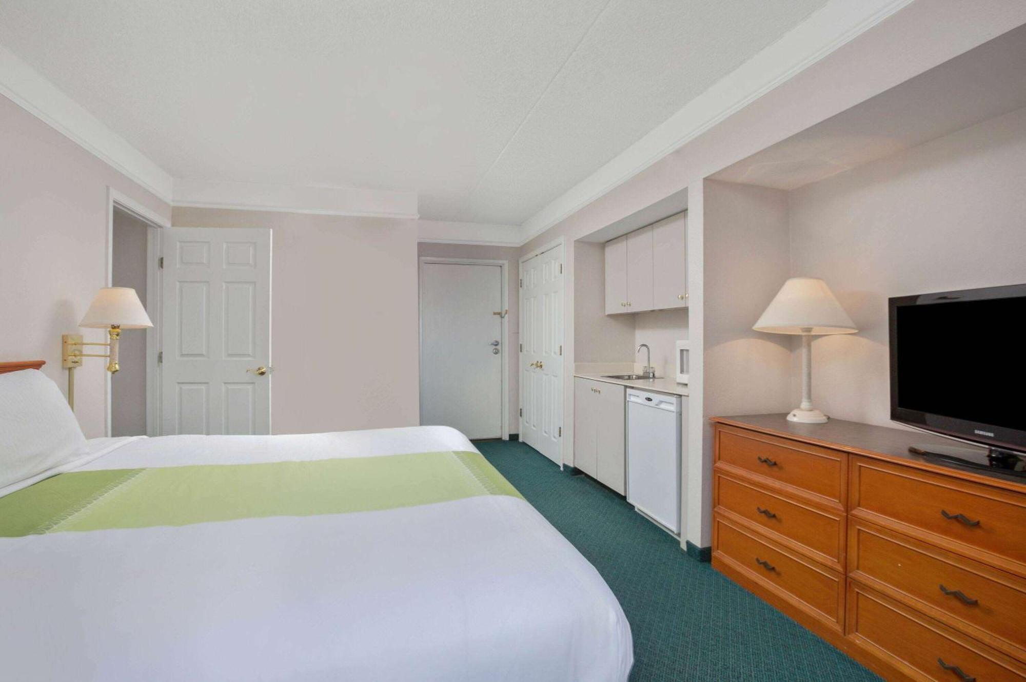 La Quinta Inn By Wyndham Рино Экстерьер фото