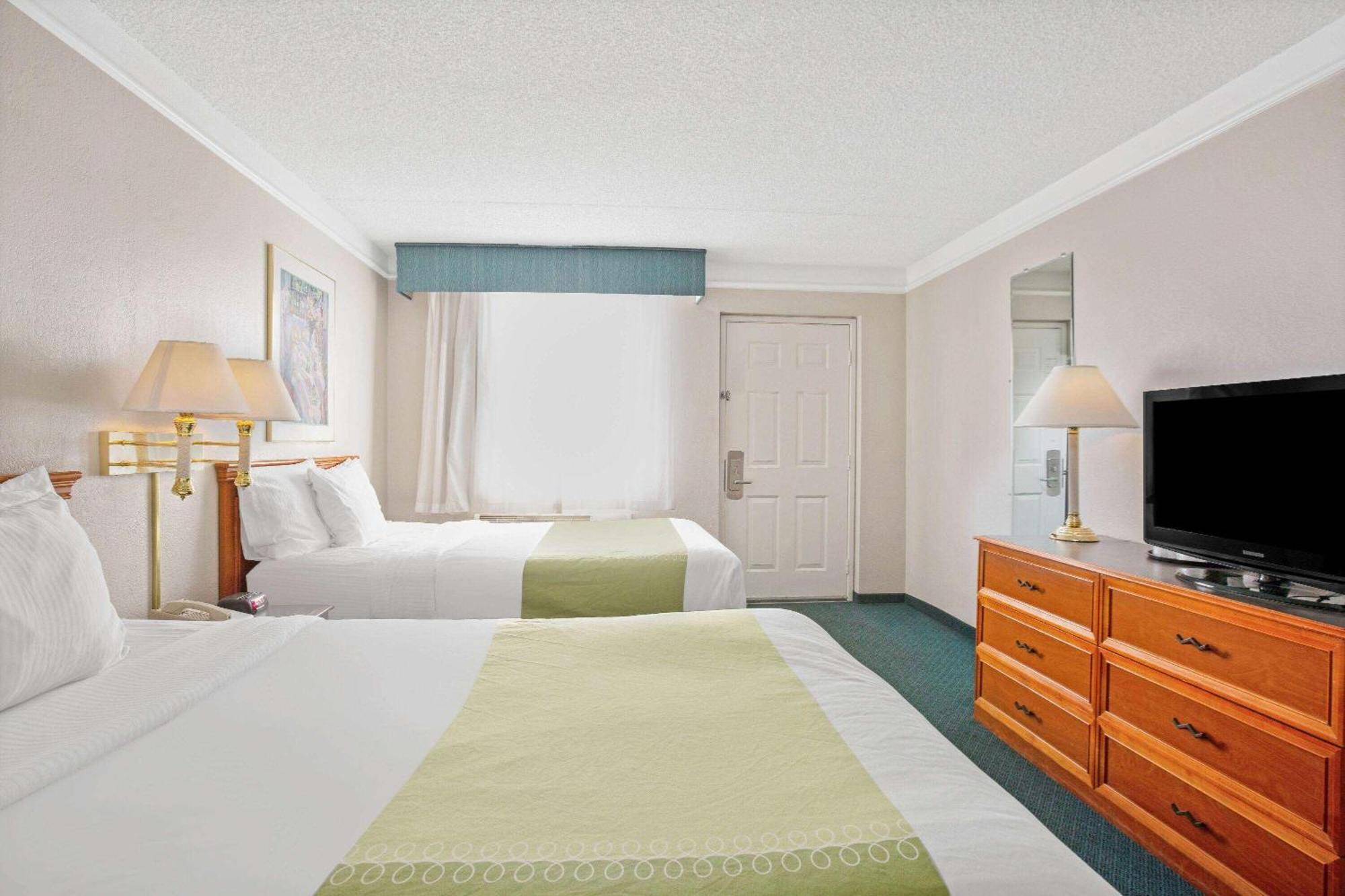 La Quinta Inn By Wyndham Рино Экстерьер фото