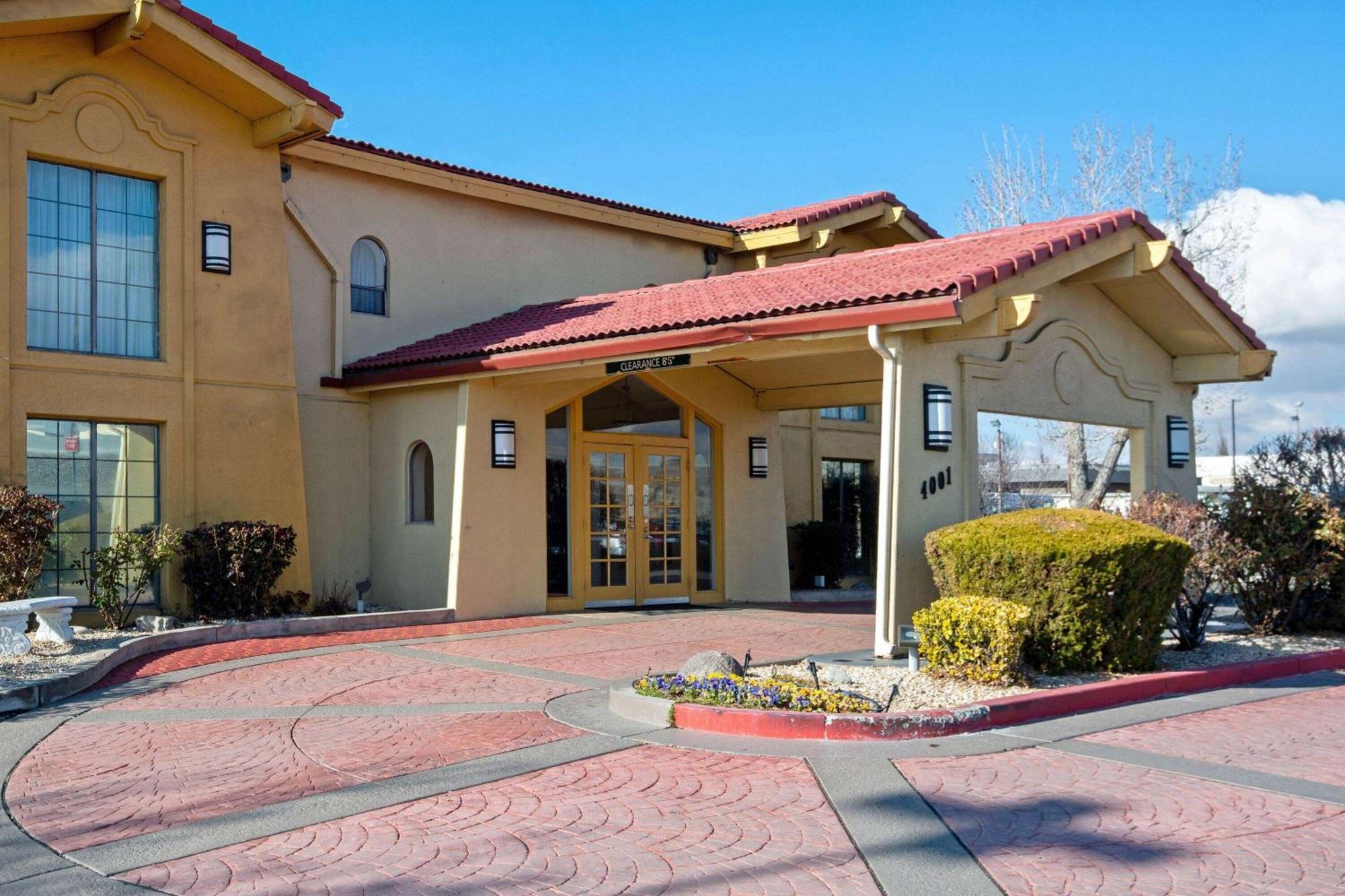 La Quinta Inn By Wyndham Рино Экстерьер фото