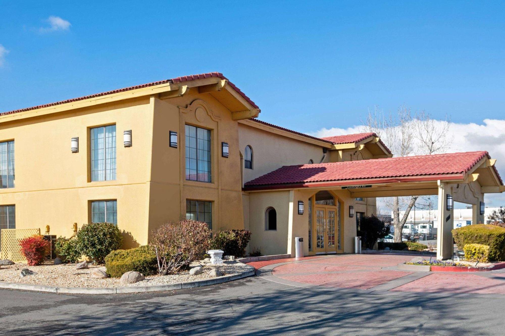 La Quinta Inn By Wyndham Рино Экстерьер фото